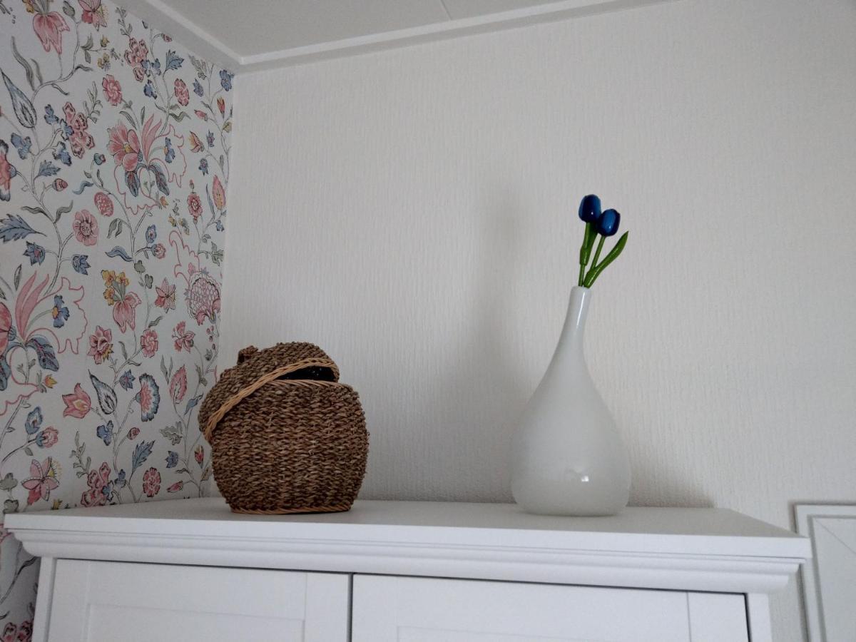 B&B De Blauwe Tulp Noord-Scharwoude Exteriér fotografie